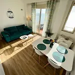 Escape * Durrës