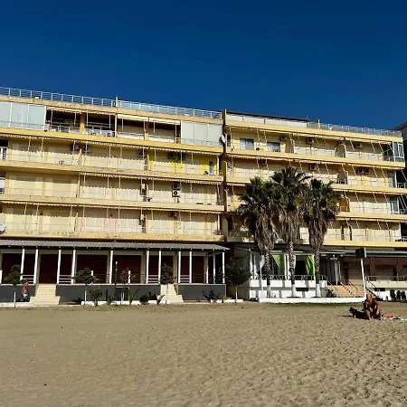 Escape * Durres