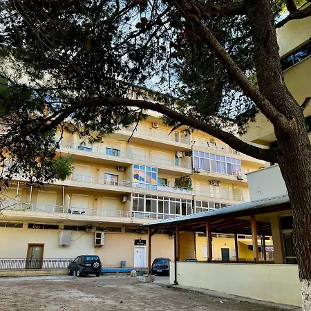 Escape Apartment *